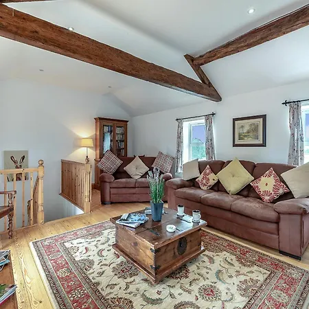 Brown Dyke Stables *