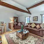 Brown Dyke Stables *